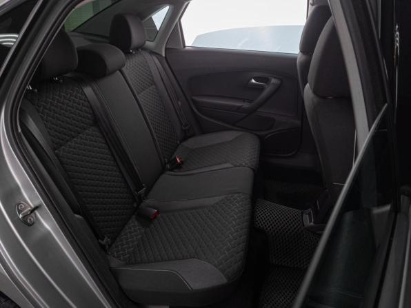 Volkswagen Polo V Рестайлинг с пробегом 2018 года, цена 1 169 000 рублей, 94740 км, седан, Автокод Объявления