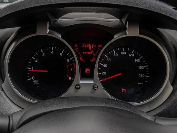 Nissan Juke I Рестайлинг с пробегом 2018 года, цена 1 490 000 рублей, 35663 км, внедорожник, Автокод Объявления