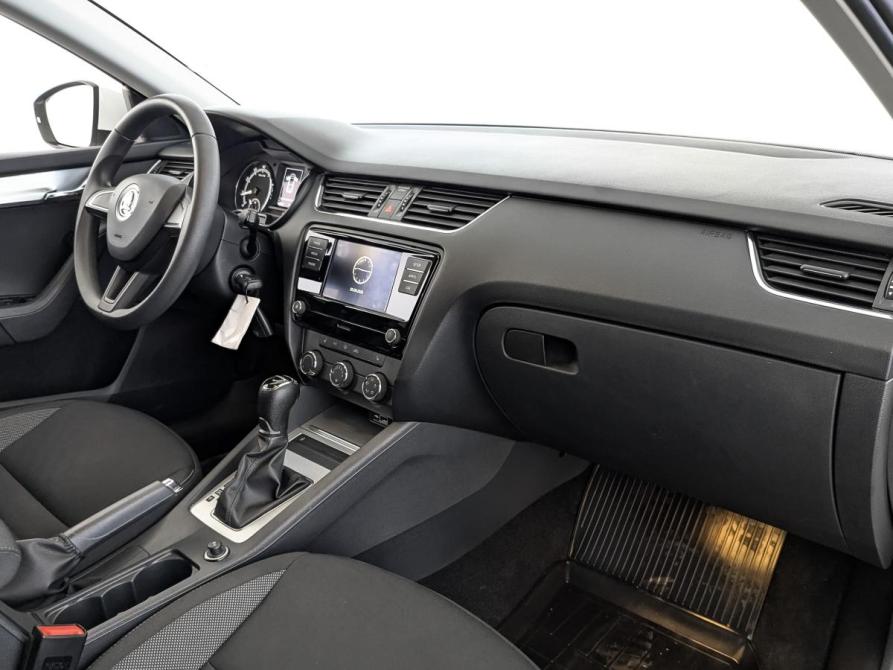 Skoda Octavia III (A7) Рестайлинг Москва  - изображение 13