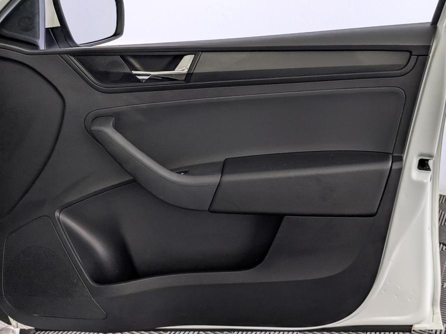 Skoda Rapid I Рестайлинг Москва  - изображение 24