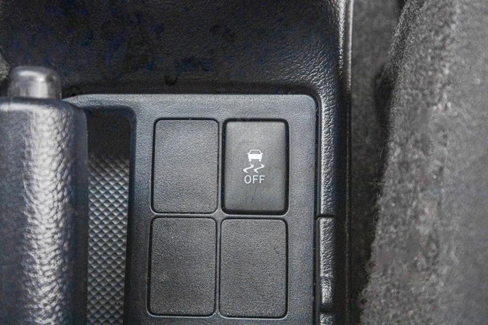 Toyota Vitz III (XP130) Рестайлинг 2 Барнаул  - изображение 21