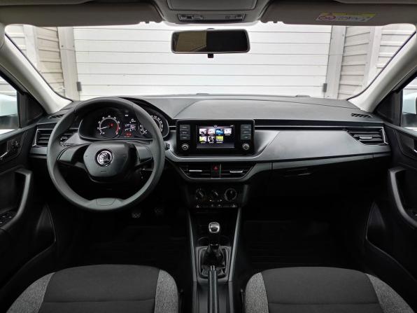Skoda Rapid II с пробегом 2021 года, цена 1 445 000 рублей, 71820 км, лифтбек, Автокод Объявления