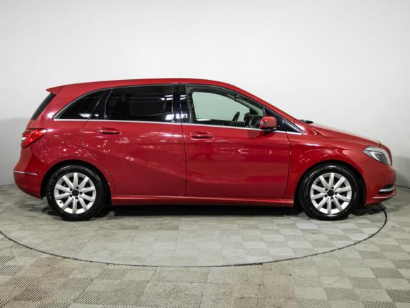 Mercedes-Benz B-Класс II (W246) с пробегом 2013 года, цена 910 700 рублей, 141487 км, хэтчбек, Автокод Объявления