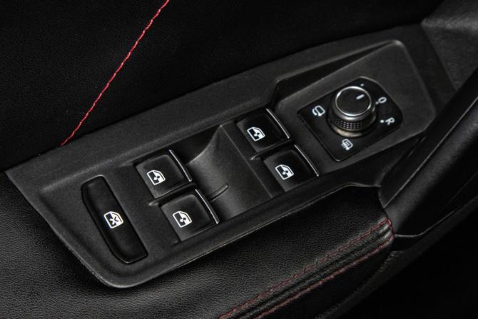 Volkswagen Tiguan II с пробегом 2017 года, цена 2 399 000 рублей, 243000 км, внедорожник, Автокод Объявления