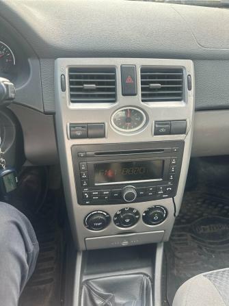 Lada (ВАЗ) Priora I с пробегом 2012 года, цена 195 000 рублей, 140232 км, хэтчбек, Автокод Объявления