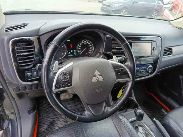 Mitsubishi Outlander III с пробегом 2012 года, цена 1 575 000 рублей, 115760 км, внедорожник, Автокод Объявления