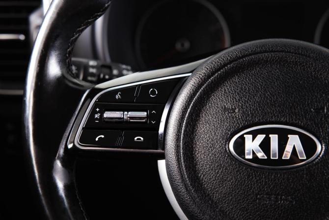 Kia Sportage IV Рестайлинг с пробегом 2019 года, цена 2 199 000 рублей, 172595 км, внедорожник, Автокод Объявления