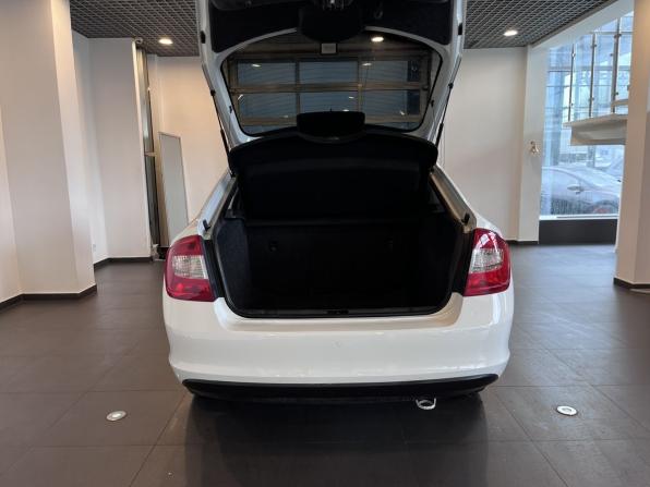 Skoda Rapid I с пробегом 2014 года, цена 680 000 рублей, 288566 км, лифтбек, Автокод Объявления