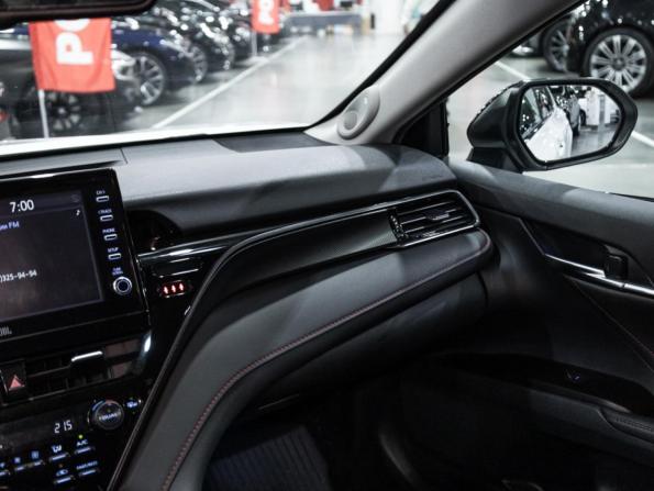 Toyota Camry VIII (XV70) Рестайлинг с пробегом 2021 года, цена 3 499 700 рублей, 65000 км, седан, Автокод Объявления