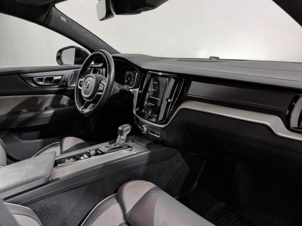 Volvo S60 III с пробегом 2019 года, цена 2 765 000 рублей, 102420 км, седан, Автокод Объявления