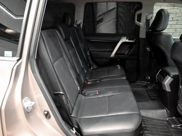 Toyota Land Cruiser Prado 150 Series Рестайлинг 2 с пробегом 2019 года, цена 5 200 000 рублей, 88414 км, внедорожник, Автокод Объявления