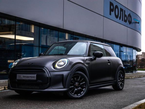 Mini Hatch III (F55/F56) Рестайлинг 2 с пробегом 2021 года, цена 2 339 000 рублей, 70681 км, хэтчбек, Автокод Объявления