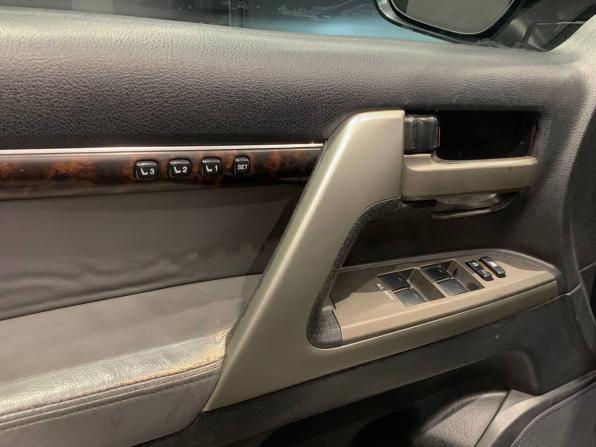 Toyota Land Cruiser 200 Series с пробегом 2009 года, цена 2 460 000 рублей, 259512 км, внедорожник, Автокод Объявления