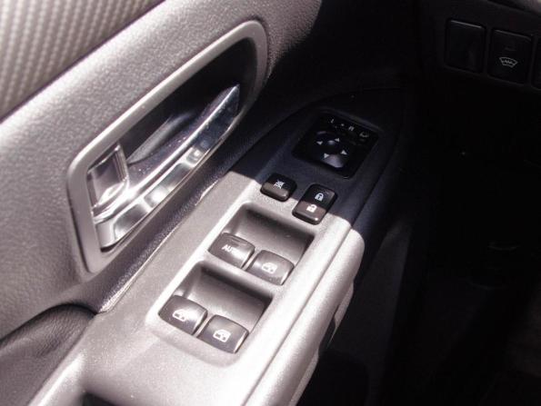 Mitsubishi Outlander III Рестайлинг 2 с пробегом 2015 года, цена 1 499 000 рублей, 191000 км, внедорожник, Автокод Объявления