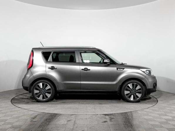 Kia Soul II Рестайлинг с пробегом 2018 года, цена 1 549 000 рублей, 132350 км, хэтчбек, Автокод Объявления