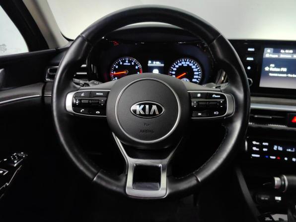 Kia K5 III с пробегом 2020 года, цена 2 489 000 рублей, 90299 км, седан, Автокод Объявления