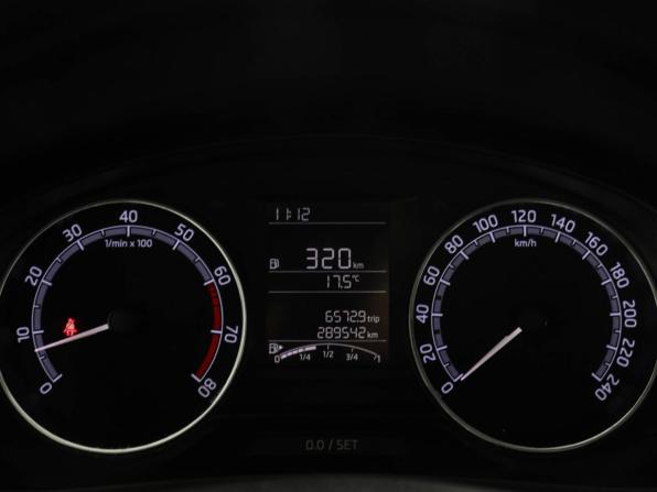 Skoda Rapid I Рестайлинг с пробегом 2018 года, цена 890 000 рублей, 286000 км, лифтбек, Автокод Объявления