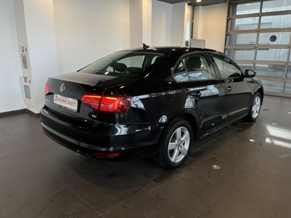Volkswagen Jetta VI Рестайлинг с пробегом 2018 года, цена 1 515 000 рублей, 177422 км, седан, Автокод Объявления