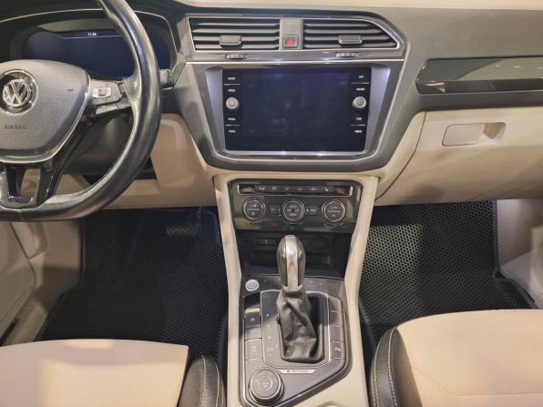 Volkswagen Tiguan II с пробегом 2017 года, цена 1 999 000 рублей, 142846 км, внедорожник, Автокод Объявления