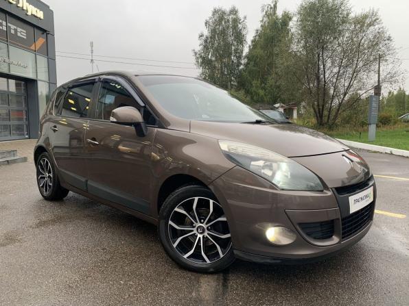 Renault Scenic III с пробегом 2010 года, цена 799 000 рублей, 254625 км, компактвэн, Автокод Объявления