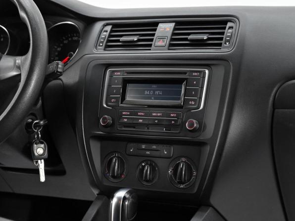 Volkswagen Jetta VI Рестайлинг с пробегом 2016 года, цена 1 249 000 рублей, 101974 км, седан, Автокод Объявления