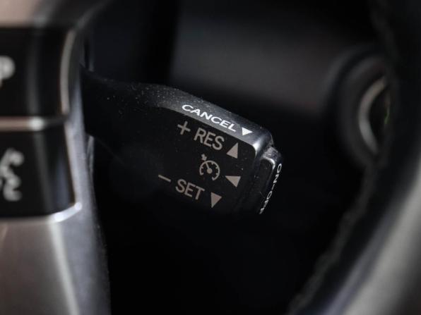 Toyota Highlander II (XU40) Рестайлинг с пробегом 2010 года, цена 1 847 000 рублей, 233468 км, внедорожник, Автокод Объявления