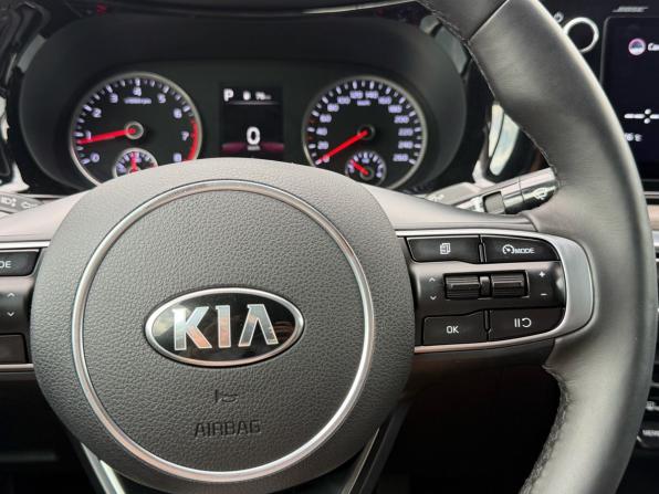 Kia K5 III с пробегом 2020 года, цена 2 380 000 рублей, 121434 км, седан, Автокод Объявления