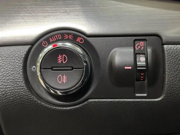 Opel Mokka I с пробегом 2012 года, цена 1 158 000 рублей, 113440 км, внедорожник, Автокод Объявления