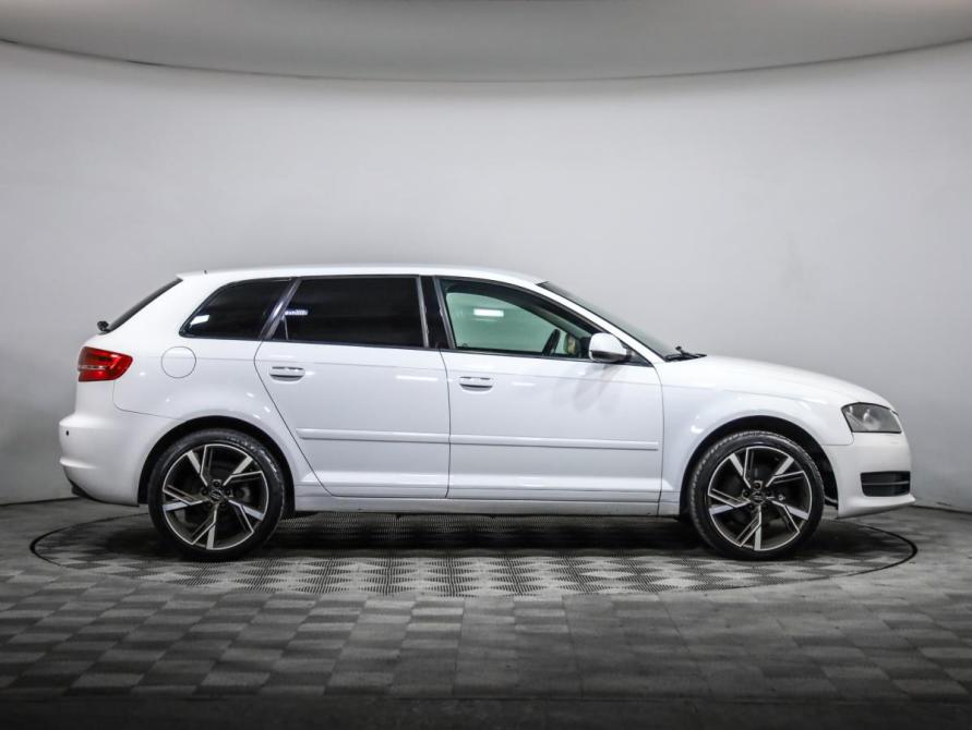 Audi A3 II (8P) Рестайлинг 2 Санкт-Петербург  - изображение 4