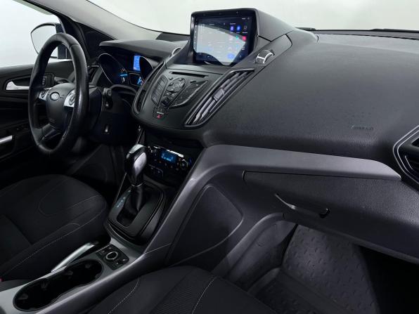 Ford Kuga II с пробегом 2015 года, цена 1 050 000 рублей, 199064 км, внедорожник, Автокод Объявления