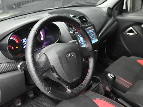Lada (ВАЗ) Granta I Рестайлинг с пробегом 2023 года, цена 900 000 рублей, 31659 км, лифтбек, Автокод Объявления