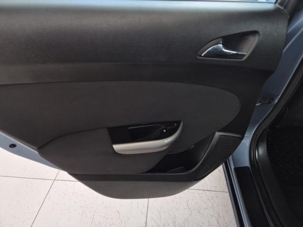 Opel Astra J с пробегом 2010 года, цена 479 000 рублей, 158484 км, хэтчбек, Автокод Объявления