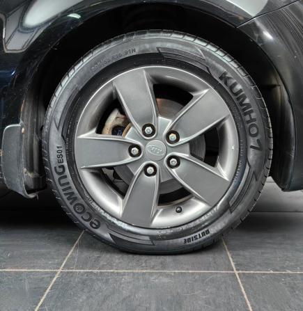Kia Cerato II с пробегом 2011 года, цена 649 000 рублей, 220977 км, купе, Автокод Объявления