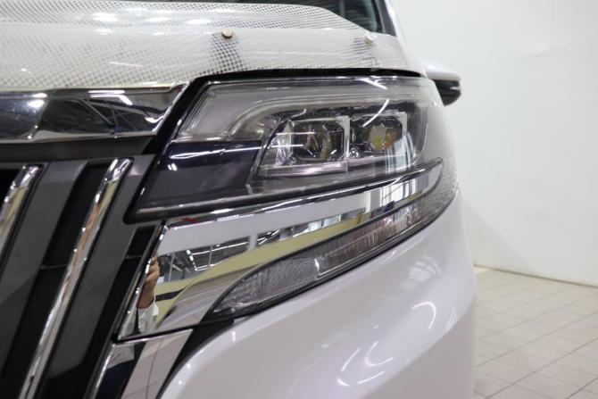 Toyota Esquire I Рестайлинг с пробегом 2018 года, цена 2 300 000 рублей, 63771 км, минивэн, Автокод Объявления