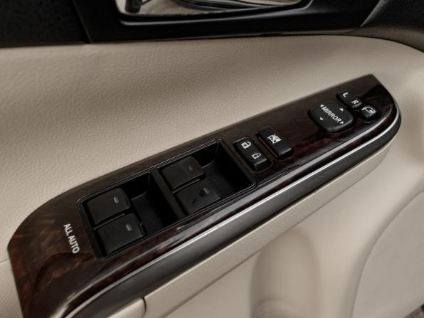 Toyota Camry VII (XV50) Рестайлинг с пробегом 2015 года, цена 2 150 000 рублей, 245120 км, седан, Автокод Объявления