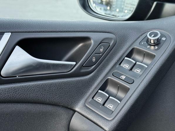 Volkswagen Golf GTI VI с пробегом 2011 года, цена 1 699 000 рублей, 181752 км, хэтчбек, Автокод Объявления