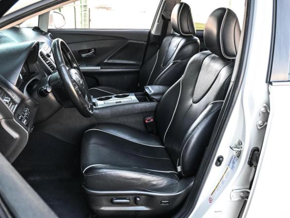 Toyota Venza I Рестайлинг с пробегом 2013 года, цена 1 999 000 рублей, 295916 км, внедорожник, Автокод Объявления