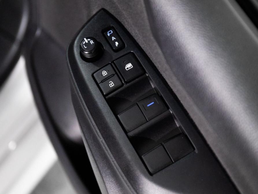 Toyota Yaris IV Иркутск  - изображение 19