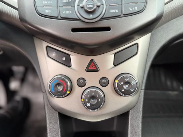 Chevrolet Aveo II с пробегом 2014 года, цена 360 000 рублей, 166000 км, седан, Автокод Объявления