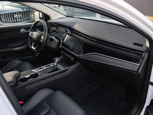 Omoda S5 с пробегом 2024 года, цена 1 400 000 рублей, 46763 км, седан, Автокод Объявления
