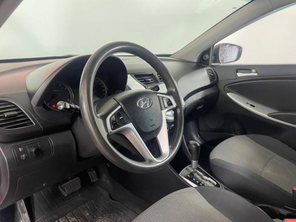 Hyundai Solaris I с пробегом 2012 года, цена 703 000 рублей, 165253 км, хэтчбек, Автокод Объявления