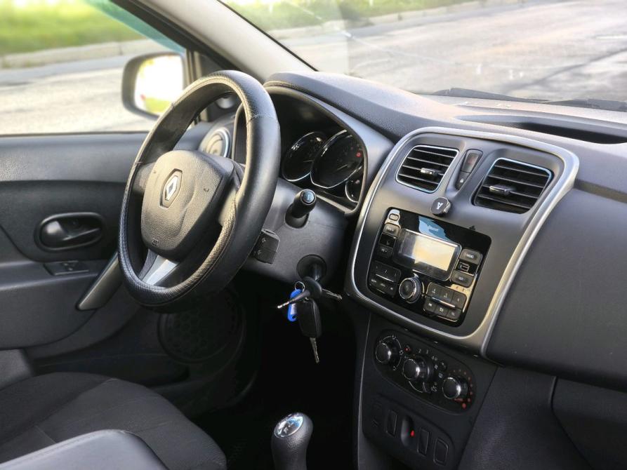 Renault Logan II Санкт-Петербург  - изображение 9