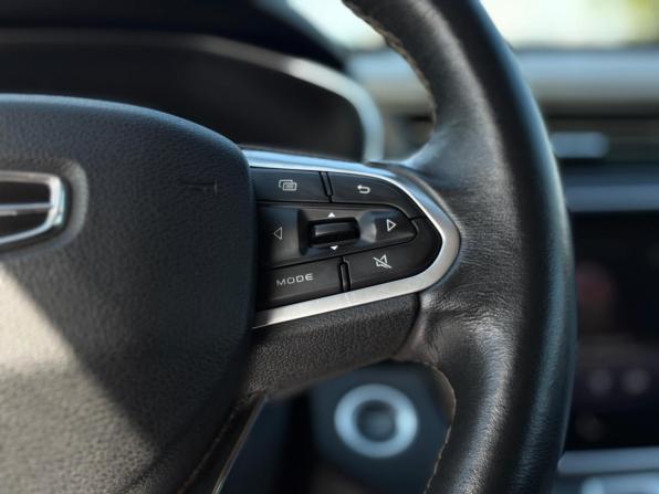 Geely Atlas Pro с пробегом 2021 года, цена 1 710 000 рублей, 172829 км, внедорожник, Автокод Объявления