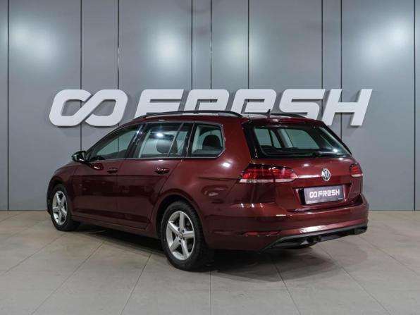 Volkswagen Golf VII Рестайлинг с пробегом 2019 года, цена 1 429 000 рублей, 163159 км, универсал, Автокод Объявления