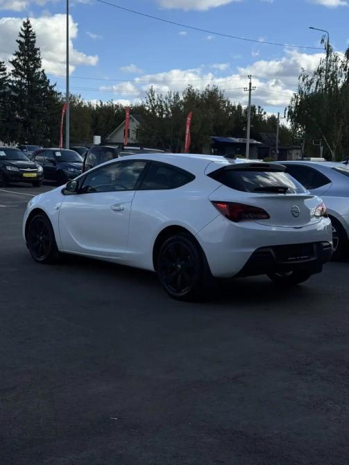 Opel Astra J Рестайлинг Альметьевск  - изображение 5