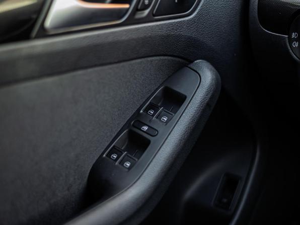 Volkswagen Jetta VI с пробегом 2014 года, цена 1 320 000 рублей, 75391 км, седан, Автокод Объявления