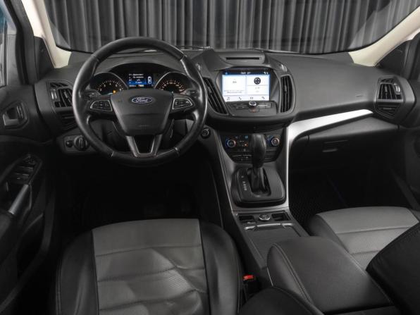Ford Kuga II Рестайлинг с пробегом 2017 года, цена 1 769 000 рублей, 187472 км, внедорожник, Автокод Объявления