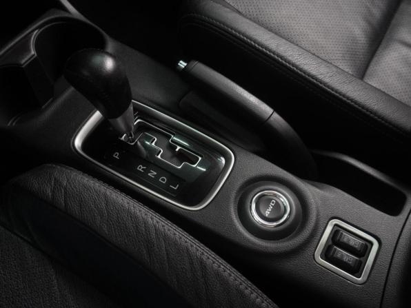 Mitsubishi Outlander III Рестайлинг 2 с пробегом 2015 года, цена 1 799 000 рублей, 183015 км, внедорожник, Автокод Объявления