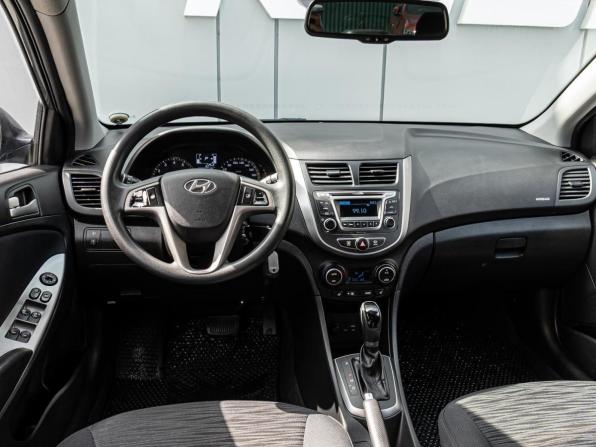 Hyundai Solaris I Рестайлинг с пробегом 2015 года, цена 1 099 000 рублей, 154950 км, седан, Автокод Объявления