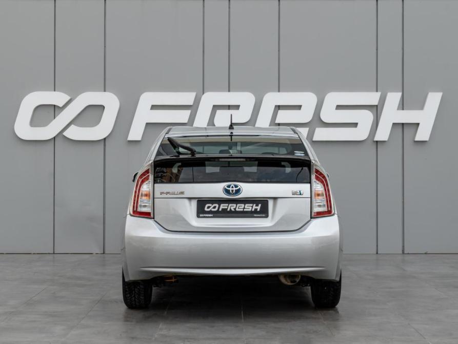 Toyota Prius III Рестайлинг (XW30) Краснодар  - изображение 4